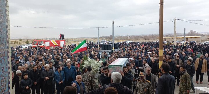تصاویر/مراسم تشییع و خاکسپاری پیکر شهید مدافع وطن شهید اسفندانی در کمیجان