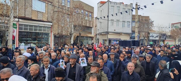 تصاویر/مراسم تشییع و خاکسپاری پیکر شهید مدافع وطن شهید اسفندانی در کمیجان