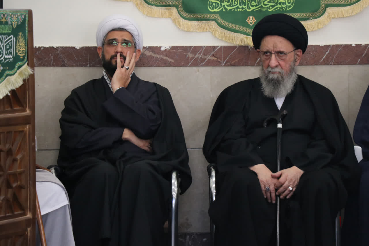 تصاویر/ بیعت علما و روحانیون گلستان با سومین رهبر انقلاب اسلامی