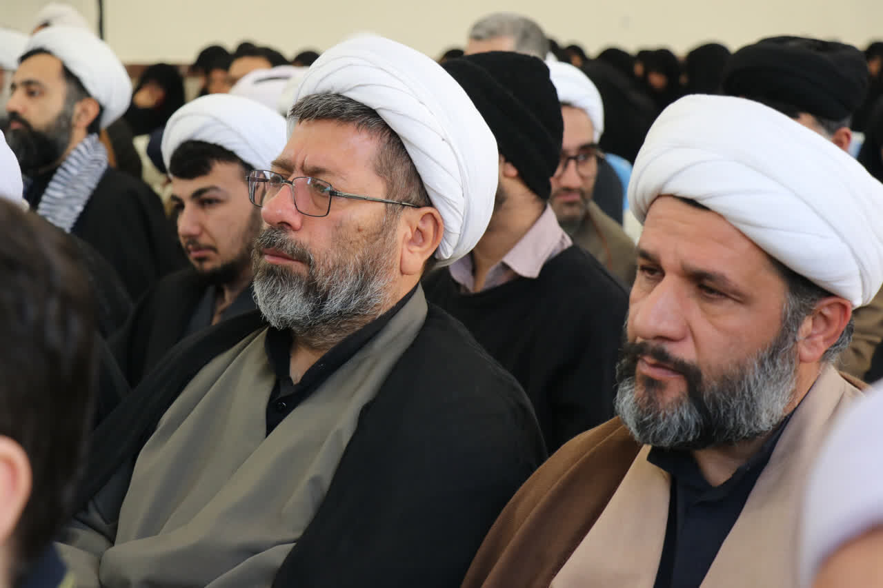 تصاویر/ بیعت علما و روحانیون گلستان با سومین رهبر انقلاب اسلامی