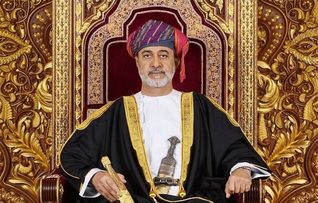 Sultan of Oman congratulates election of new Leader of Islamic Revolution