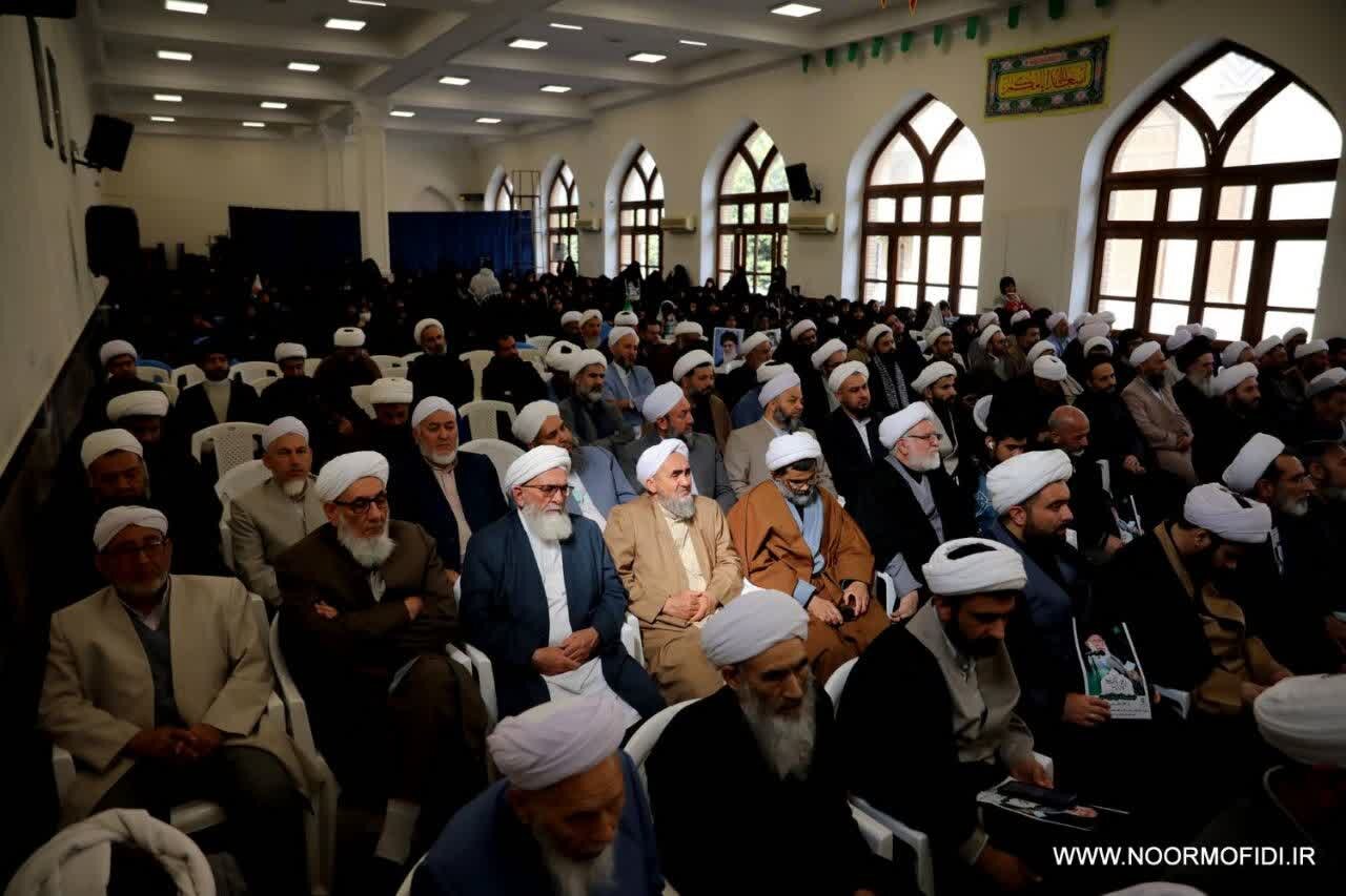 علمای شیعه و سنی گلستان از حضرت آیتالله سیدمجتبی خامنهای تبعیت دارند