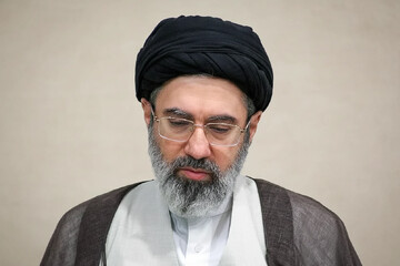 اراده الهی در استمرار مسیر نورانی انقلاب تجلی یافت