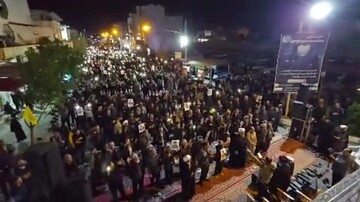 فیلم| بیعت مردم خورموج با رهبر انقلاب در شب قدر