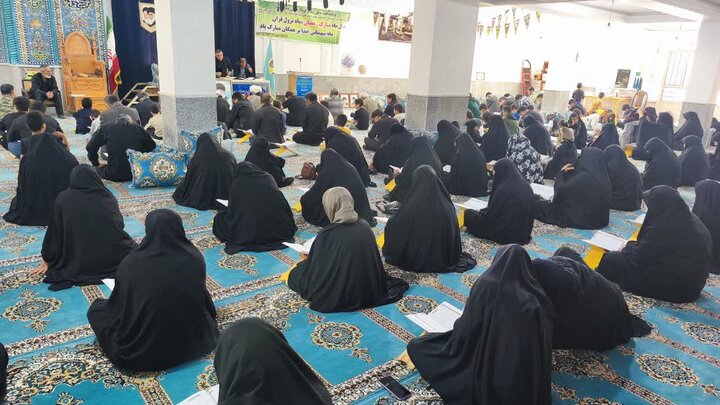 تصاویر/ جزءخوانی قرآن کریم در شهر امام حسن(ع)