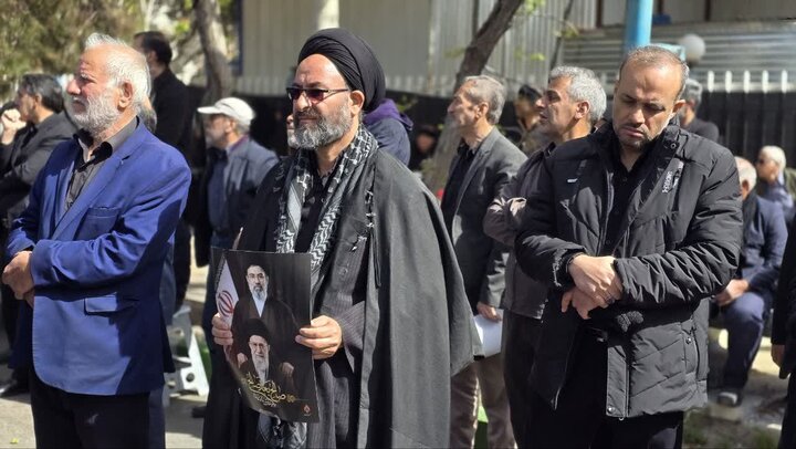 تصاویر/ مراسم باشکوه تشییع چهار شهید مدافع وطن درکاشان
