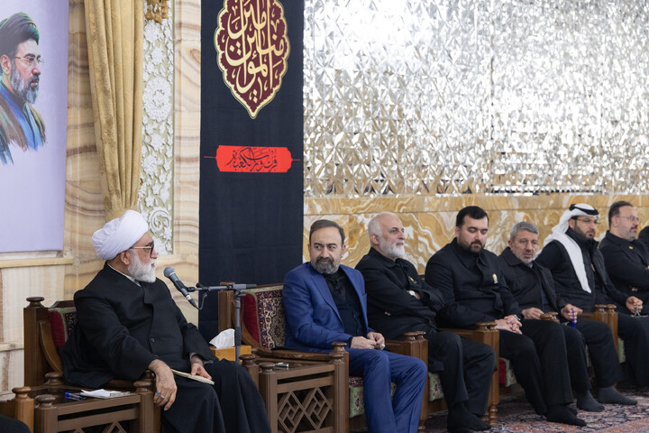 تصاویر/  دیدار جمعی از فعالان رسانه‌ای مشهد با تولیت آستان قدس رضوی