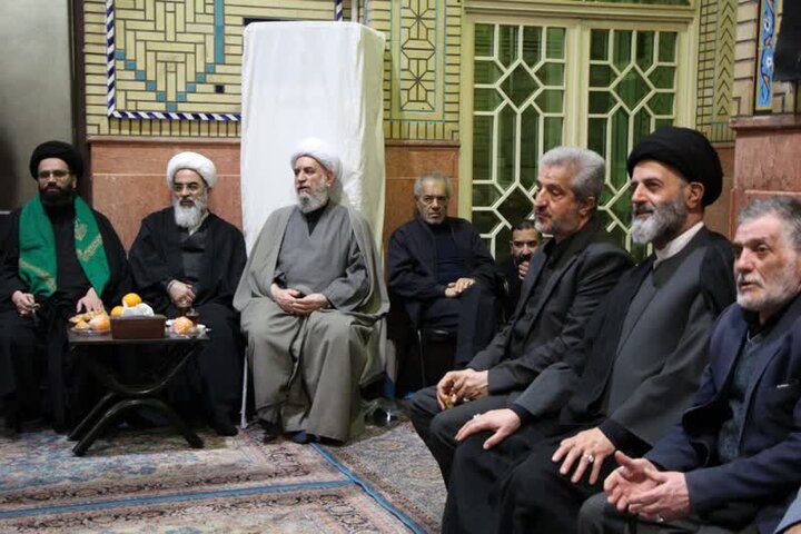 گزارش تصویری/ مراسم احیای شب ۲۱ ماه مبارک رمضان در تکیه سیدحسن قم