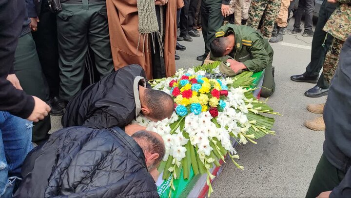 تصاویر/برگزاری مراسم تشییع پیکر سرباز وطن، شهید در شازند