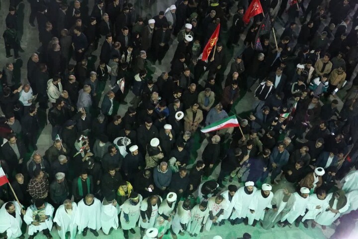 تصاویر/بیعت مردم شهرستان دارالمومنین شهرستان شوشتر با سومین رهبر انقلاب اسلامی ایران