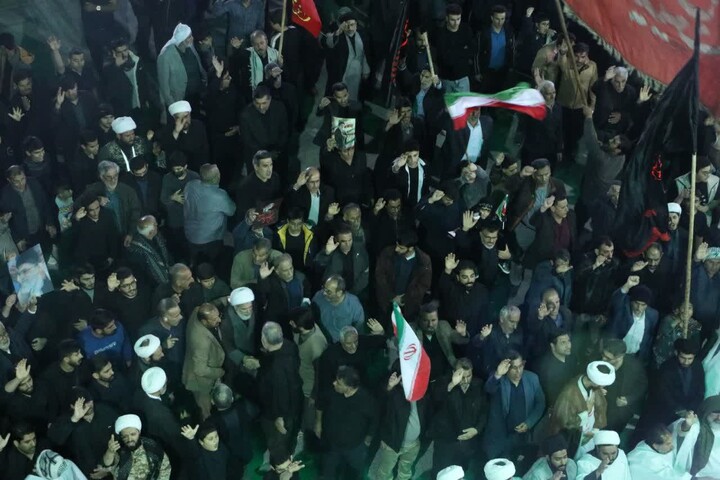 تصاویر/بیعت مردم شهرستان دارالمومنین شهرستان شوشتر با سومین رهبر انقلاب اسلامی ایران