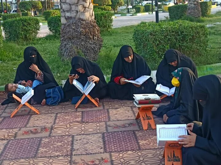 تصاویر/ برنامه های فرهنگی مدارس علمیه شهرستان ایرانشهر در فراق قائد امت حضرت آیت الله خامنه‌ای(ره)