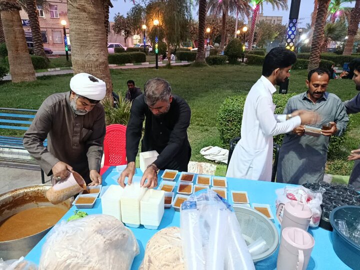 تصاویر/ برنامه های فرهنگی مدارس علمیه شهرستان ایرانشهر در فراق قائد امت حضرت آیت الله خامنه‌ای(ره)