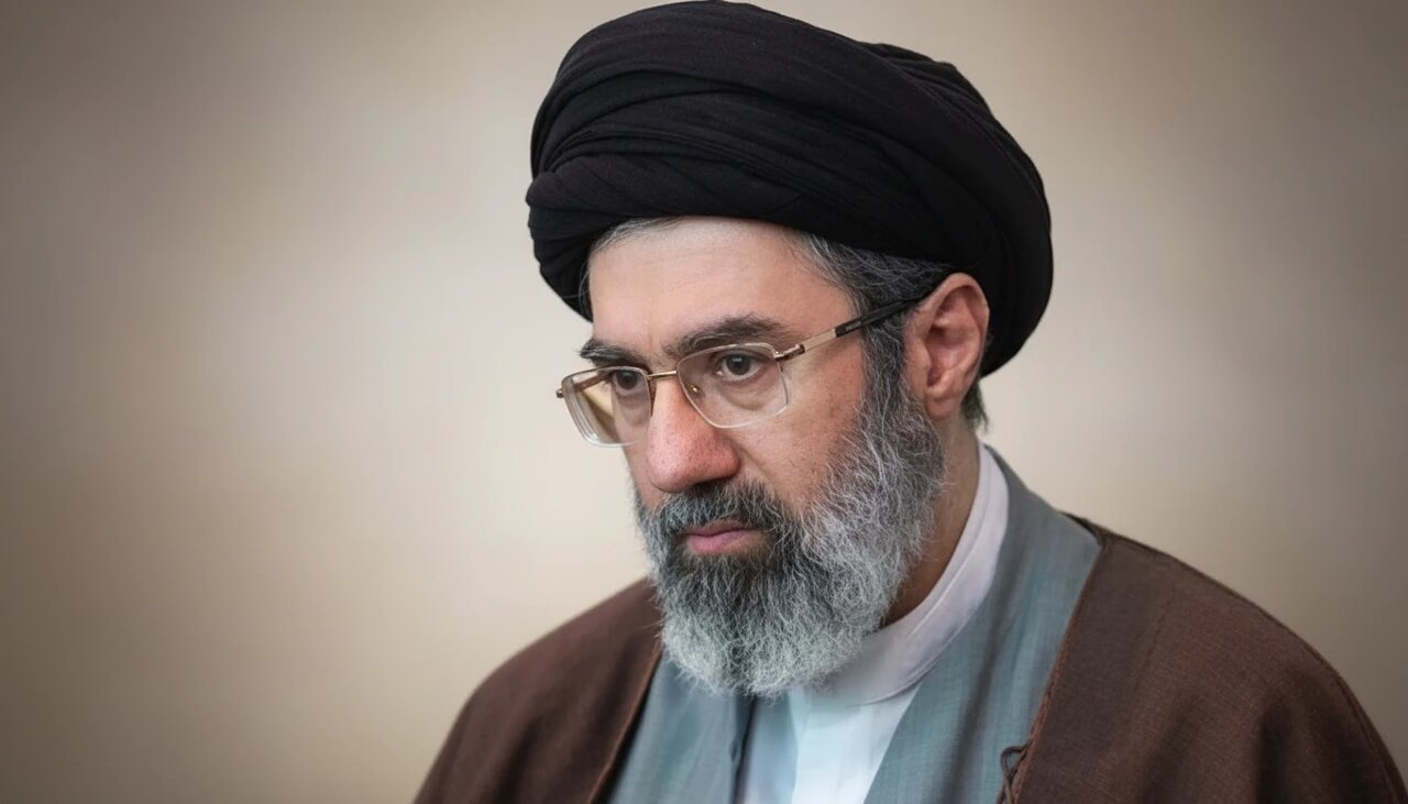 بیعت‌ حوزه علمیه شهرستان بهبهان با سومین رهبر معظم انقلاب اسلامی ایران