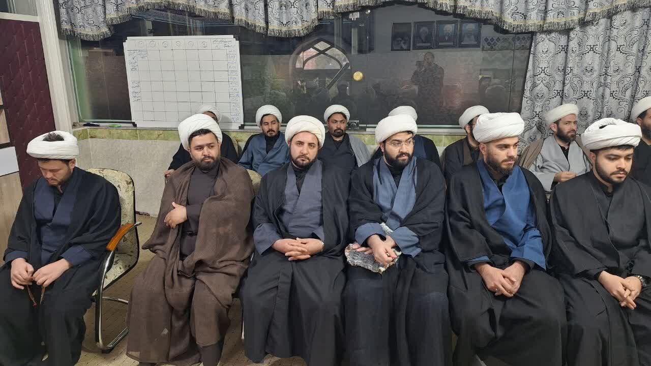 بیعت علمای میاندوآب با حضرت آیت الله سید مجتبی خامنه ای + تصاویر