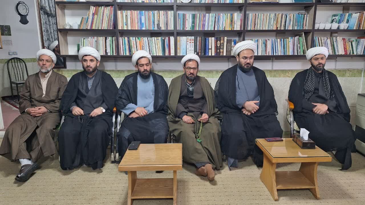 بیعت علمای میاندوآب با حضرت آیت الله سید مجتبی خامنه ای + تصاویر