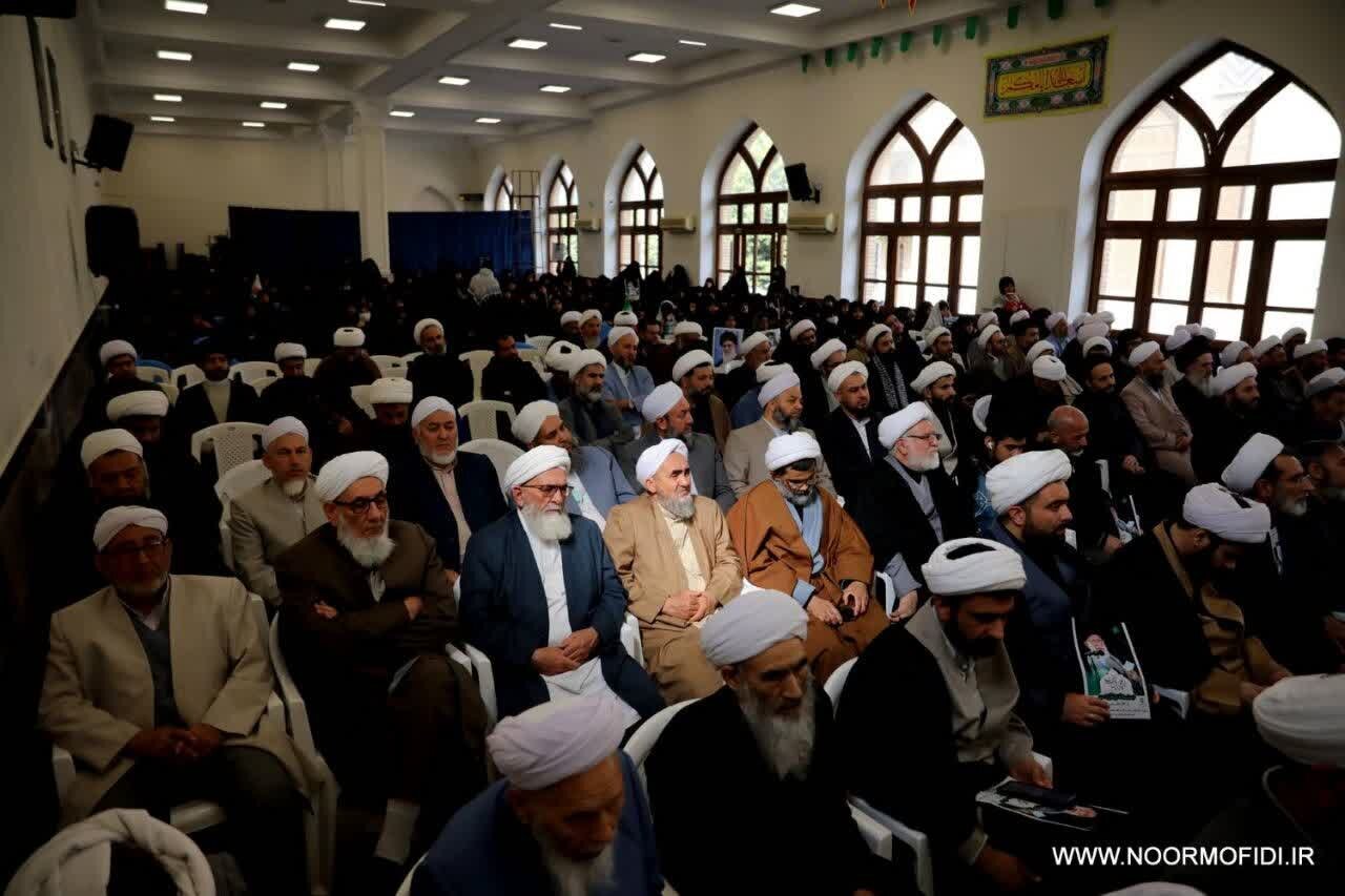 Malaman Shi’a da na Ahlus-Sunnar Golestan Sun Bayyana Mubaya'arsu ga Ayatullah Sayyid Mujtaba Khamenei