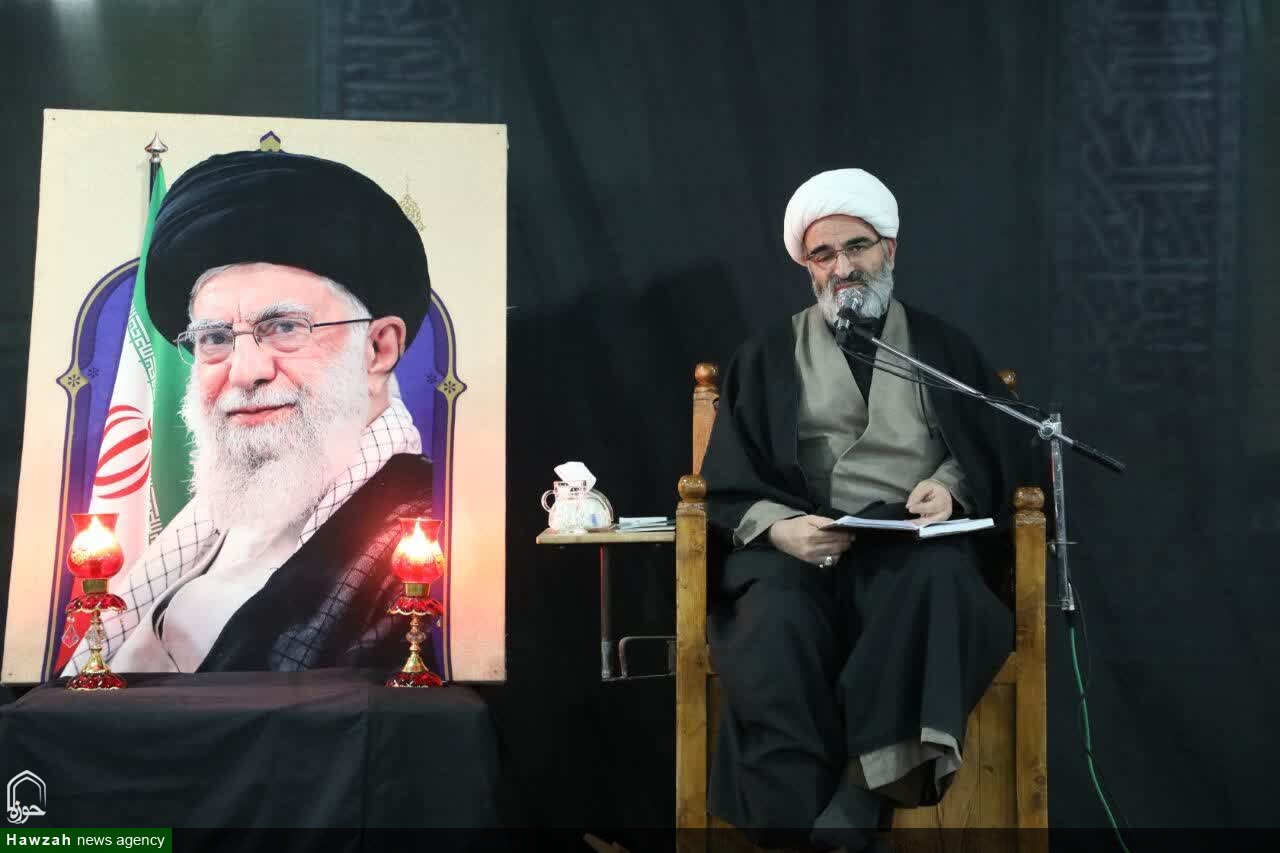 امام شهید انقلاب اسلامی در زندگی فردی و اجتماعی خود به سیره امام علی(ع) تأسی کرد