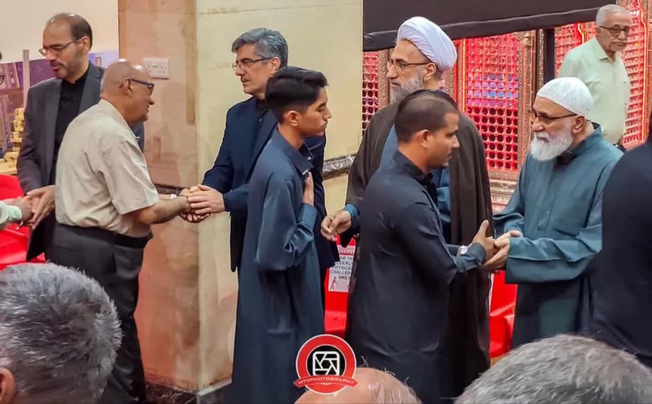 مسلمانان تانزانیا با برپایی مراسم های گسترده، شهادت آیت الله العظمی خامنه ای را گرامی داشتند+ تصاویر