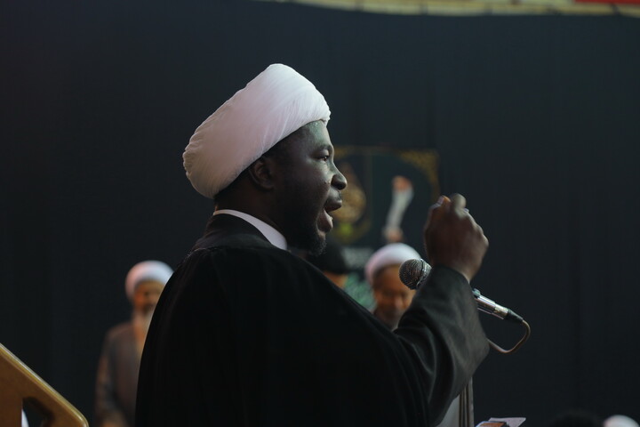 تصاویر / مراسم بزرگداشت رهبر شهید در بیت آیت الله العظمی سیستانی در قم