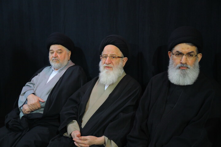 تصاویر / مراسم بزرگداشت رهبر شهید در بیت آیت الله العظمی سیستانی در قم
