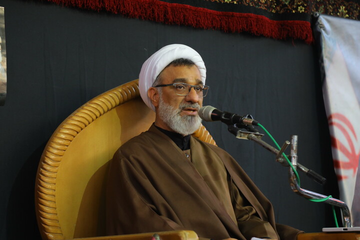 تصاویر / مراسم بزرگداشت رهبر شهید در بیت آیت الله العظمی سیستانی در قم