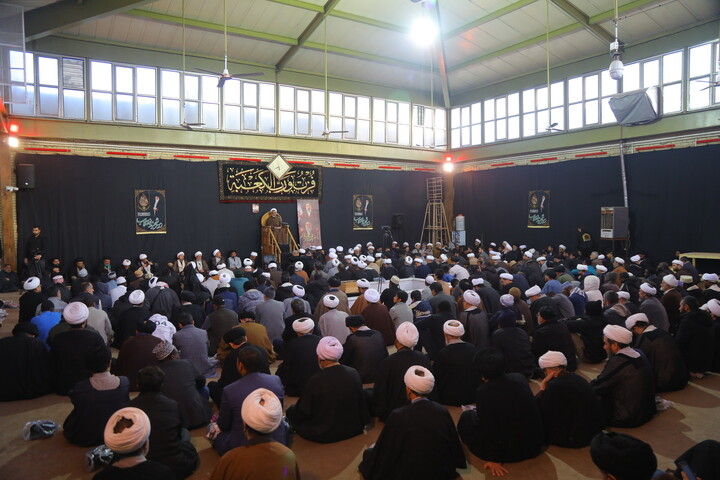 تصاویر / مراسم بزرگداشت رهبر شهید در بیت آیت الله العظمی سیستانی در قم
