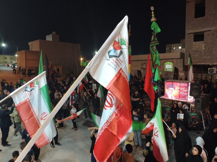 تصاویر/ بنک همچنان پای کار انقلاب
