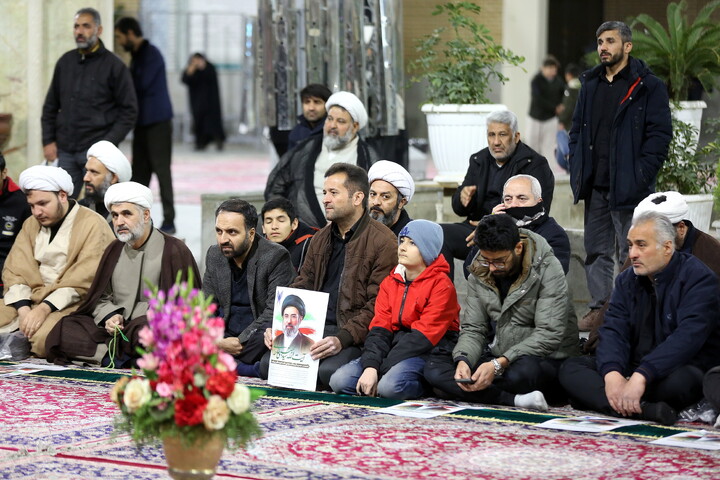تصاویر/ اجتماع دانشگاهیان استان قم و بیعت با مقام معظم رهبری در حرم مطهر