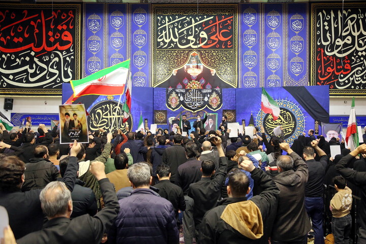 تصاویر/ آیین بیعت حامیان بین المللی انقلاب اسلامی با ولی امر مسلمین جهان