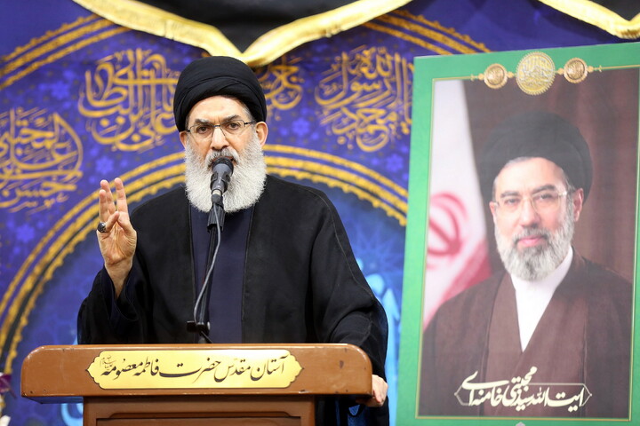 تصاویر/ آیین بیعت حامیان بین المللی انقلاب اسلامی با ولی امر مسلمین جهان