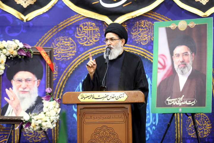 تصاویر/ آیین بیعت حامیان بین المللی انقلاب اسلامی با ولی امر مسلمین جهان