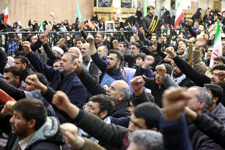 تصاویر/ آیین بیعت حامیان بین المللی انقلاب اسلامی با ولی امر مسلمین جهان