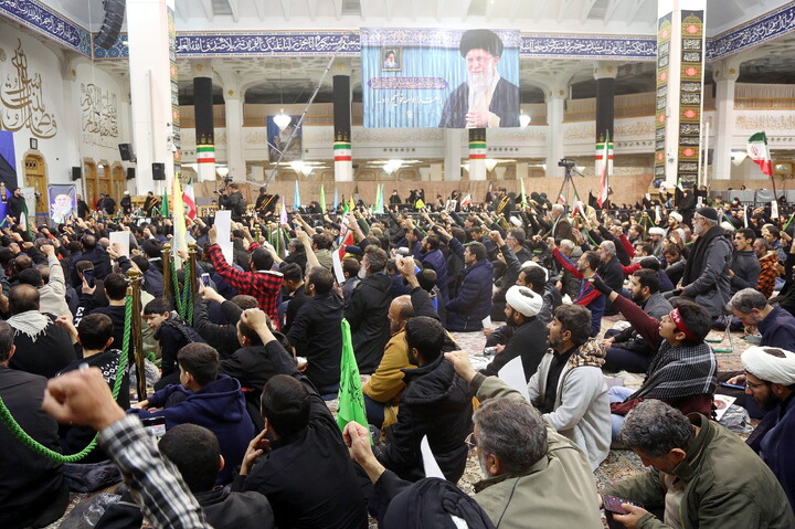 تصاویر/ آیین بیعت حامیان بین المللی انقلاب اسلامی با ولی امر مسلمین جهان