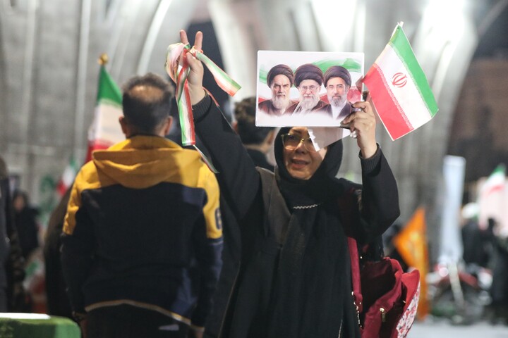 یازدهمین شب حضور عزاداران شهید امام خامنه‌ای در قم
