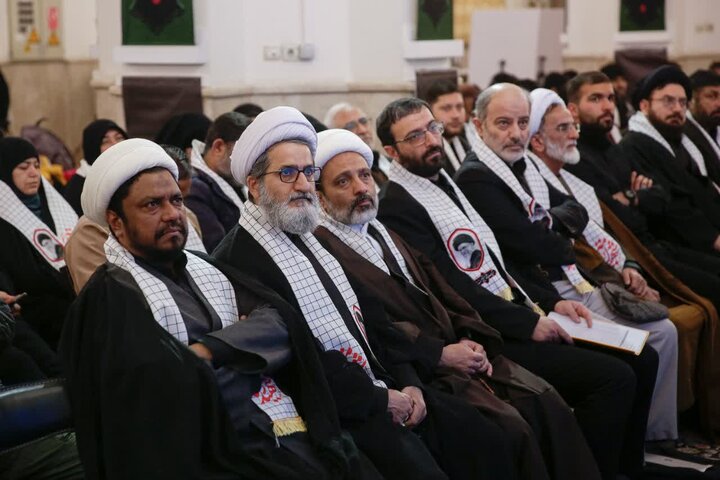 همایش بزرگ «فاتحان قدس، رهپویان مکتب خامنه‌ای» در حرم مطهر رضوی