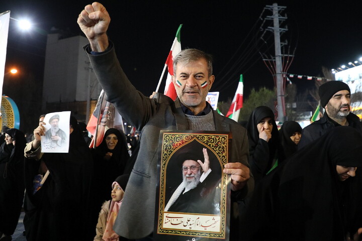 یازدهمین شب حضور عزاداران شهید امام خامنه‌ای در قم
