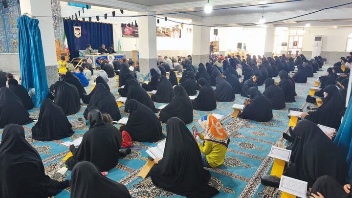 تصاویر/ ترتیل‌خوانی قرآن در روزهای ماه مبارک رمضان در شهر امام حسن(ع)