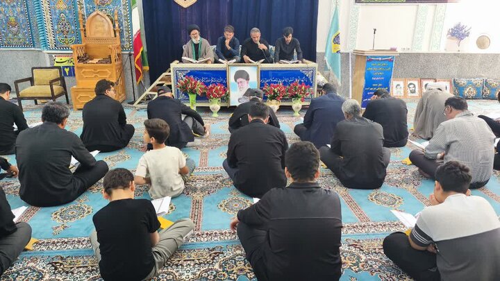 تصاویر/ ترتیل‌خوانی قرآن در روزهای ماه مبارک رمضان در شهر امام حسن(ع)