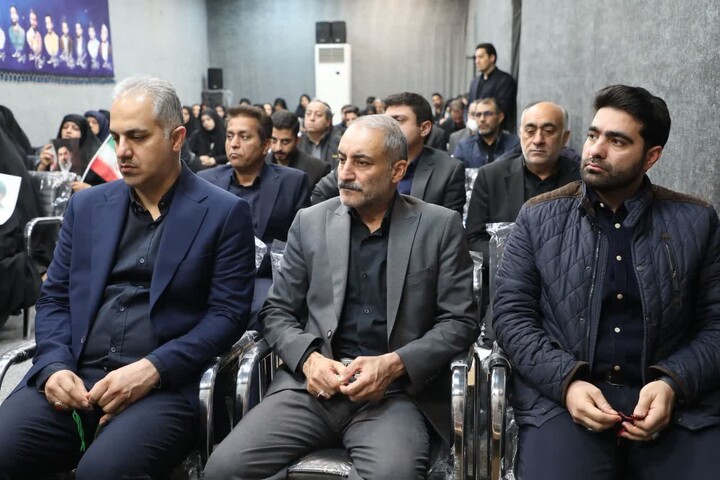 تصاویر/ دیدار جمعی از معلمان و فرهنگیان با نماینده ولی فقیه استان سمنان