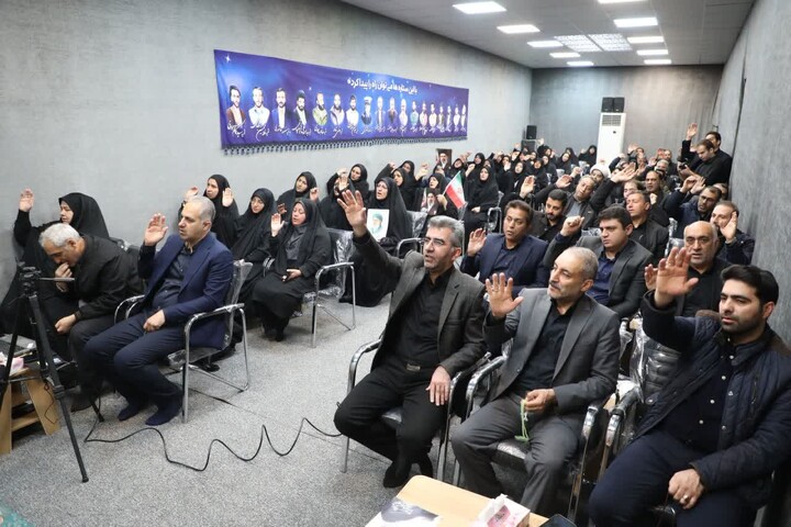 تصاویر/ دیدار جمعی از معلمان و فرهنگیان با نماینده ولی فقیه استان سمنان