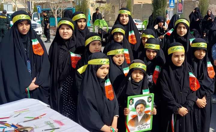 تصاویر | اجتماع بانوان فاطمی خمینی شهر در بیعت با رهبر معظم انقلاب