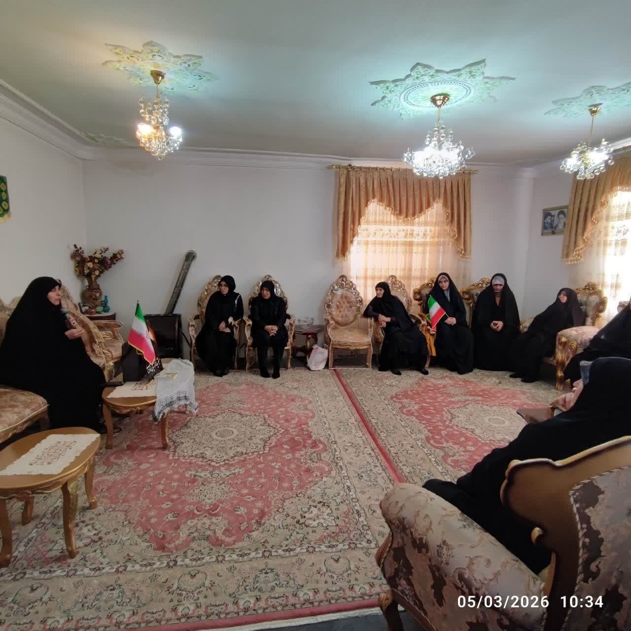 طلاب مدرسه علمیه زینب‌کبری(س) ارومیه پای کار فعالیت‌های جهادی در ماه رمضان + عکس