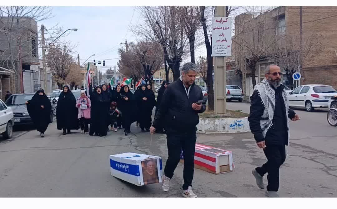 طلاب خواهر شاهین‌دژ در میدان جهاد تبیین و خدمات‌رسانی به مردم+ تصاویر