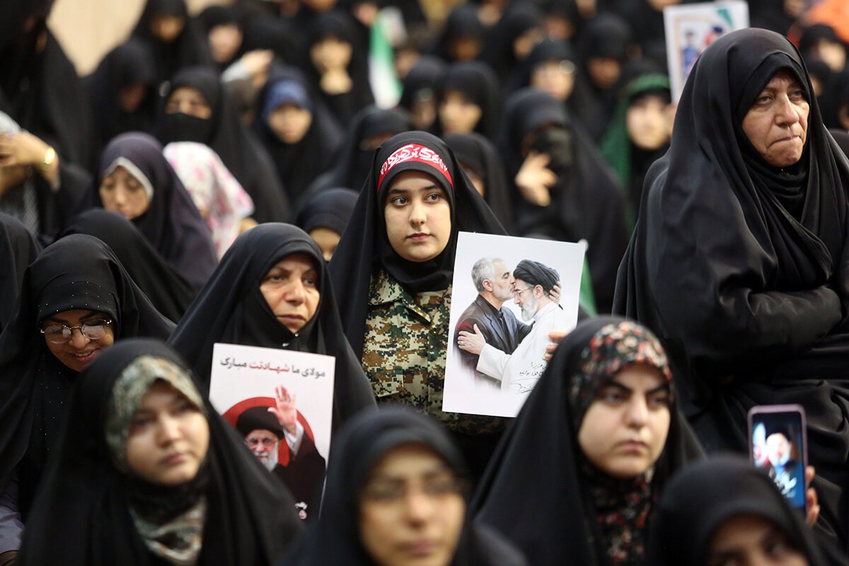 انتشار یک دست‌نوشته از حضرت آیت الله سید مجتبی خامنه‌ای برای اولین‌بار