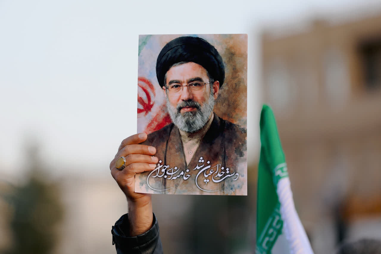 اعلام بیعت مدرسه علمیه تخصصی حضرت زینب کبری(س) رفسنجان با رهبر معظم انقلاب اسلامی