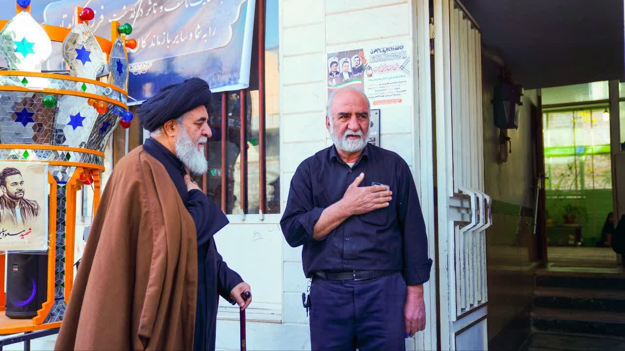 دیدار تولیت مسجد جمکران با خانواده شهید سلیمی