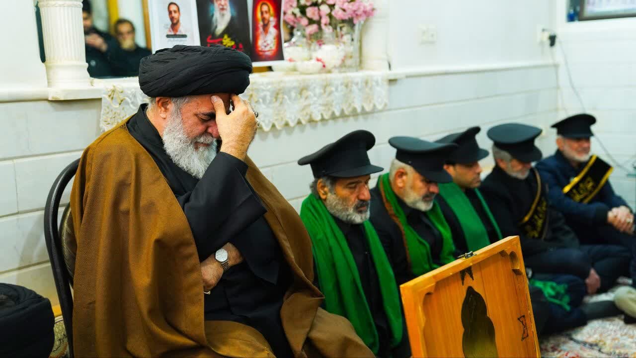 دیدار تولیت مسجد جمکران با خانواده شهید سلیمی