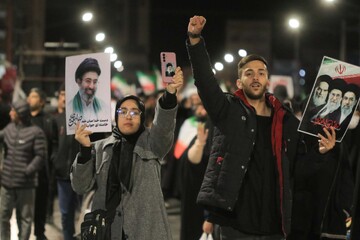 در جمهوری اسلامی رهبری براساس شایستگی است یا وراثت؟