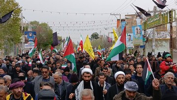 فیلم | خروش انقلابی مردم ابوزیدآباد، بخش کویرات و نوش آباددر راهپیمایی روز جهانی قدس